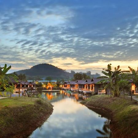 The Villa Laemhin Lagoon Resort Phuket Ngoại thất bức ảnh